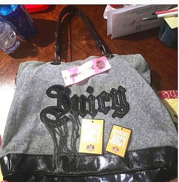 FINAL💣💣  SUPER DUPERRR RARE NEW!!! Y2k VELOUR JUICY COUTURE FRINGE XL BAG - Picture 2 of 10